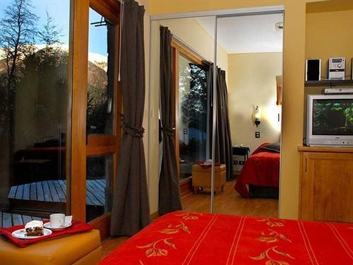 Hotel Antuquelen Villa La Angostura